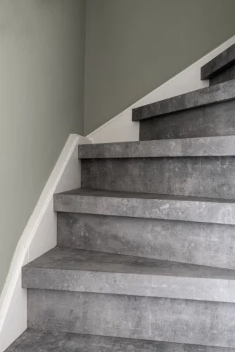 schody z paneli winylowych | schody winylowe | schody betonowe